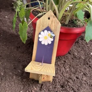 Squirrel Feeder with Flower and Bee