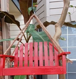 RED BACKYARD SWING BIRD FEEDER
